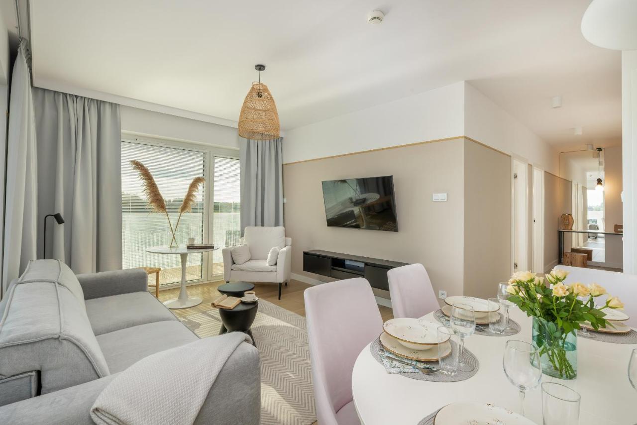 Family Apartment With Gym And Swimming Pool By Renters Prestige โควอบเซก ภายนอก รูปภาพ