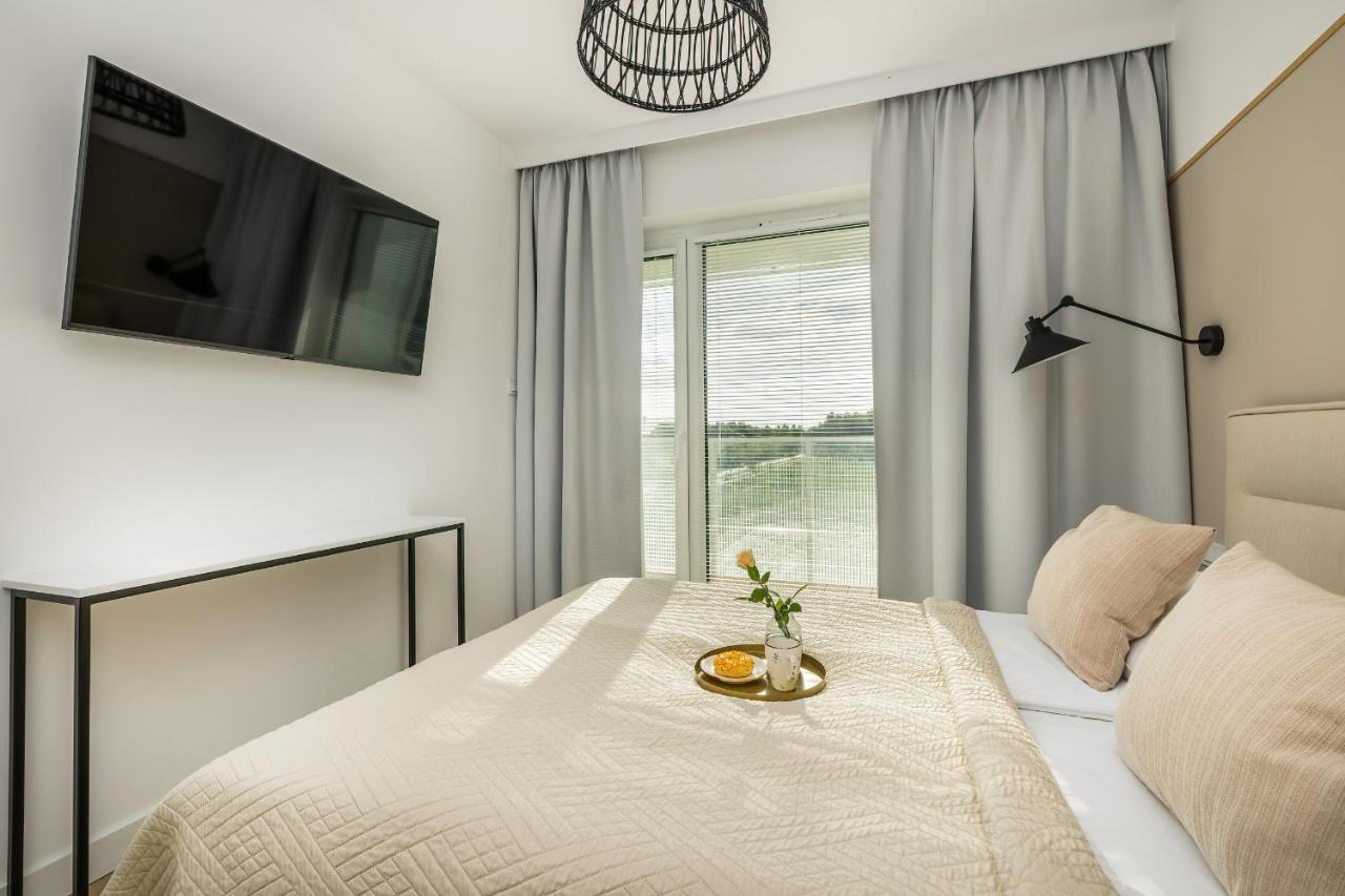 Family Apartment With Gym And Swimming Pool By Renters Prestige โควอบเซก ภายนอก รูปภาพ