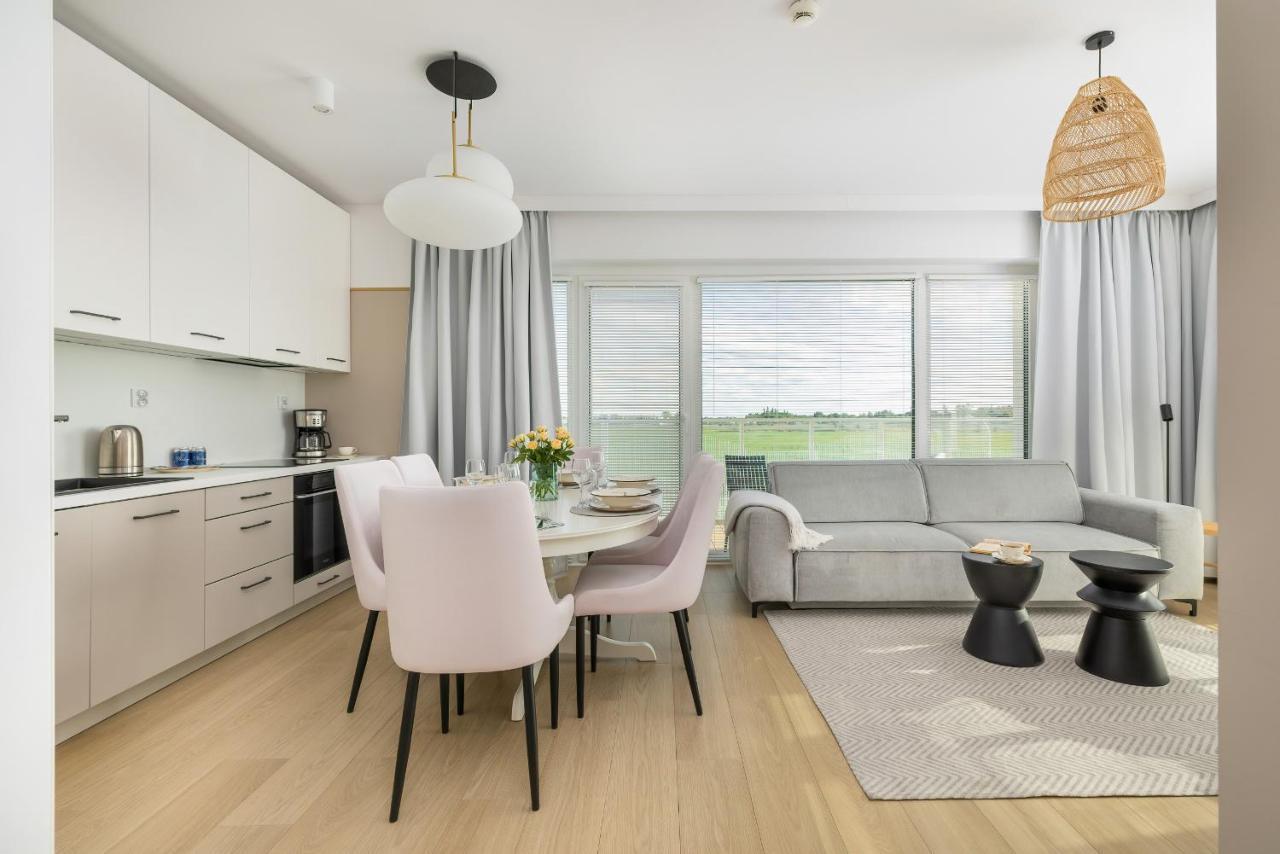 Family Apartment With Gym And Swimming Pool By Renters Prestige โควอบเซก ภายนอก รูปภาพ