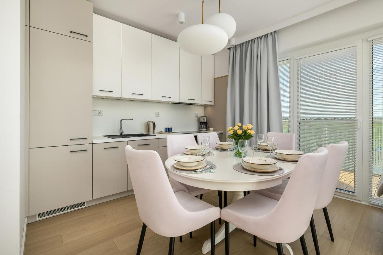 Family Apartment With Gym And Swimming Pool By Renters Prestige โควอบเซก ภายนอก รูปภาพ