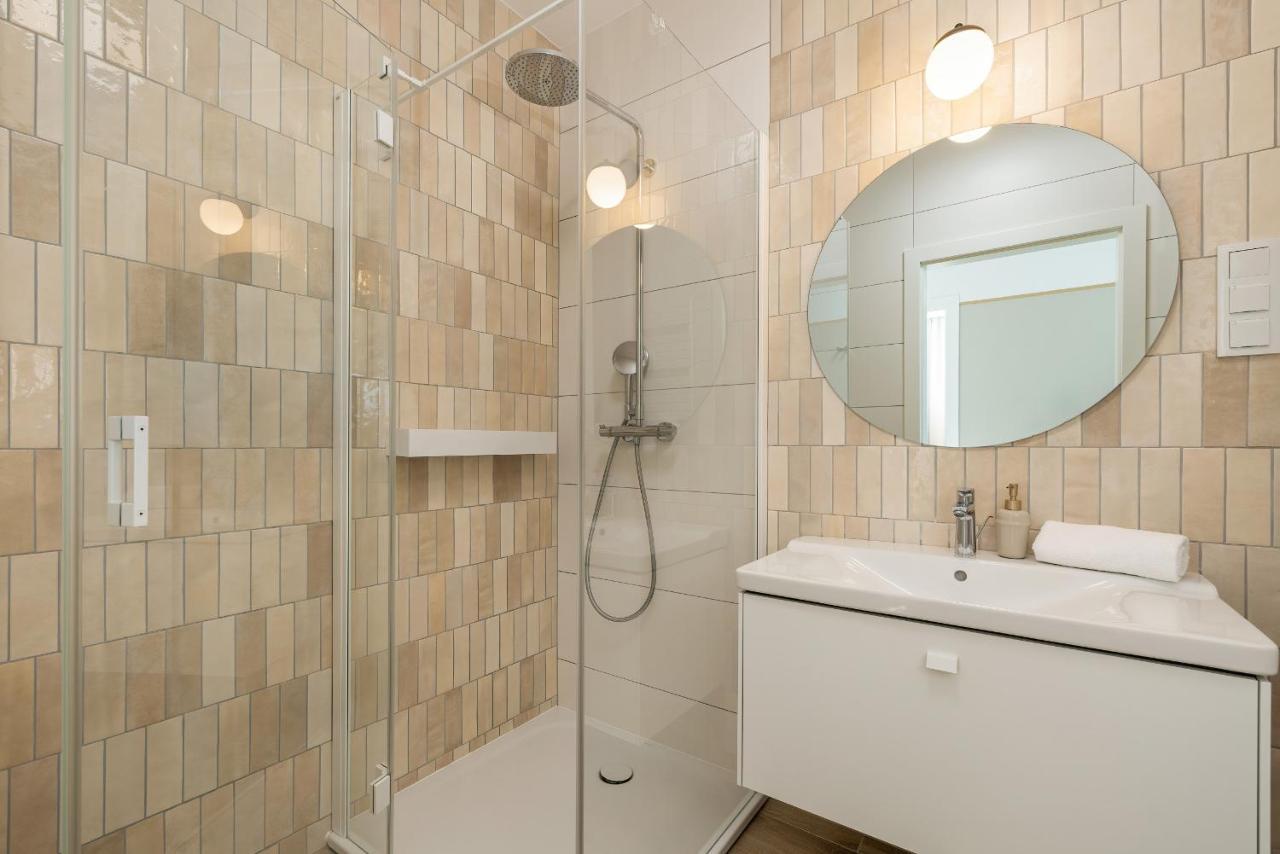 Family Apartment With Gym And Swimming Pool By Renters Prestige โควอบเซก ภายนอก รูปภาพ